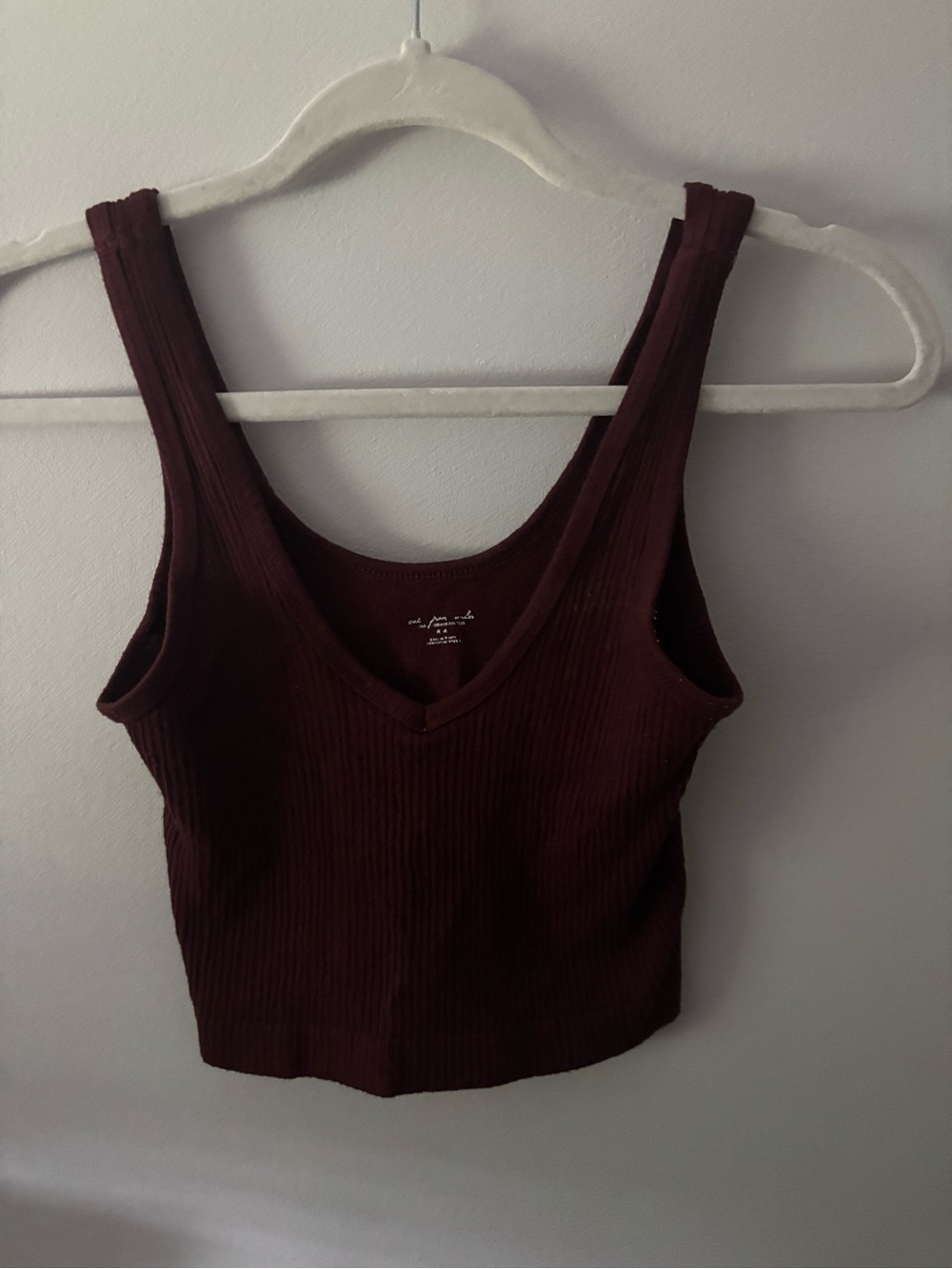 Urban Outfitters Ribbed V-Neck Crop Tank - Wine